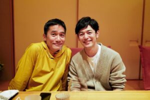 Satoshi Tsumabuki Instagram - 未だに信じられない

夢のような時間だった

いつか一緒に芝居できることを夢見て…

#トニーレオン
#tonyleung 
#梁朝偉
#自分の存在を知っていてくれただけで幸せ
#こんなに心が綺麗な方と会ったことはない
#photobycalvin
#thankscalvin