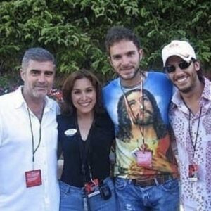Saúl Lisazo Instagram - Hoy se estrenaba Gitanas!hace uyyyy algunos años😂