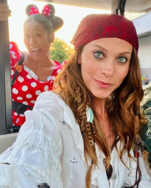 Savannah Welch Instagram - Happy Halloween! 👻 Aaaarg you ready for a new episode TONIGHT?! 🤓 Directed by fan fave @danieldaekim. Hope you enjoy watching it as much as we did making it! 🏴‍☠️🎃🏴‍☠️