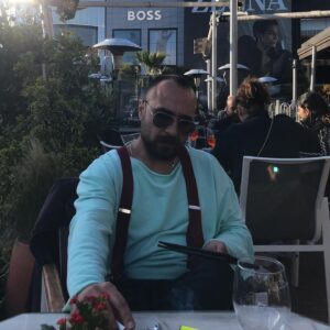Savaş Satış Instagram - Merhaba, ben Savaş SATIŞ.
