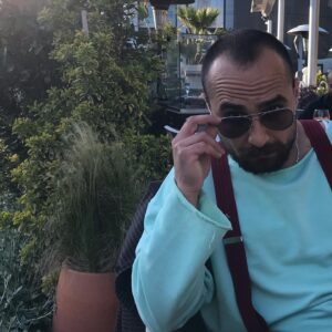 Savaş Satış Instagram - Merhaba, ben Savaş SATIŞ.