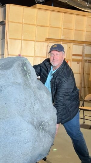 Scott A. Reeder Instagram - Scenic Artists Rock! #filmmaking #propmaking #scenicartist