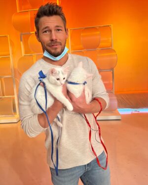 Scott Clifton Instagram - Well, the cat’s out of the bag.*

Joining @therealpriceisright for Adoption Week was a blast. Huge thanks to everyone at Studio 33 for letting me play along.

*No felines were actually put in any bags.
