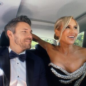 Scott Clifton Instagram - I need to be better about taking pictures at these things, but here’s Elle and me (with a special guest appearance by your favorite tv billionaire) at that fancy shindig last night. @daytimeemmys 🥂