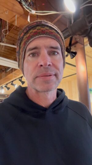 Scott Foley Instagram - #thanksgivingshopping