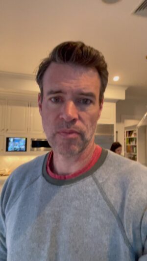 Scott Foley Instagram - Today is the day. #Thanksgivingshopping @themeanchick