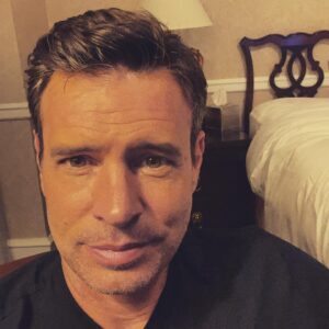 Scott Foley Instagram - Some late(ish) night shooting here in #Chicago.  @bigleapfox