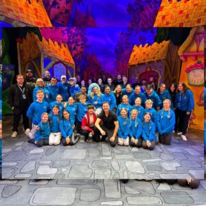 Scott Mills Instagram - Saying goodbye after such a brilliant (and first) experience is hard 😭 Thank you so much to the wonderful cast of Jack and the Beanstalk and brilliant crew at @demontforthall 

I’ve learnt so much and made new friends. It’s going to be weird tomorrow not pretending to be a Mayor 😂 The Panto blues are real.

I could not have wished for a better team of people to help me to do something completely out of my zone. I’ve had an absolute ball 🪩