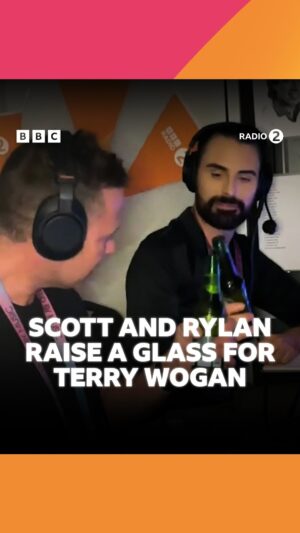 Scott Mills Instagram - A toast to Terry Wogan at #Eurovision2024 🧡

Scott & Rylan take a moment to honour the late Sir Terry Wogan during this years contest finale.

Listen along @bbcsounds 

#eurovision