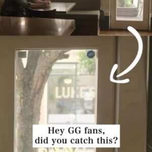 Scott Patterson Instagram - Do we have a #GilmoreGirls easter egg on our hands? 👀 Episodes of #SullivansCrossing are streaming now on CTV.ca and the CTV App.