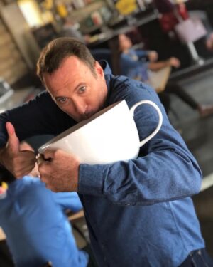 Scott Patterson Instagram - Me & My Big Mug ☕️ 😊 Link in bio 
@scottypsbigmugcoffee @scottgordonpatterson 
☕️
#coffeetime #coffeecoffeecoffee #coffeeguy #morningjava #scottypsbigmugcoffee #bigmug #scottpatterson