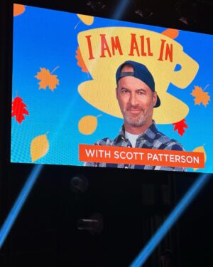 Scott Patterson Instagram - My backstage interview with Rory’s best pal, @keikoagena is now available for download! 🧢 There’s still time to enjoy the fun of last week’s @iamallinpodcast live event from the comfort of your own home! 🧢Join me, Keiko, @vanessamarano , @sebastianbach , & Sally Struthers by streaming the event beginning at 5 pm PST TONIGHT, 1/25! Tickets to watch the stream &  listen to my backstage interviews available at the link 🔗 in my bio 🧢 ** Watch the stream at your leisure anytime until 2/1!** - @scottgordonpatterson 🧢 
……
@gilmoregirls @iheartradio @veeps @iheartpodcast @scottypsbigmugcoffee #gilmoregirls #lukedanes #ScottPatterson #KeikoAgena #VanessaMarano #SebastianBach #SallyStruthers #iamallin #starshollow