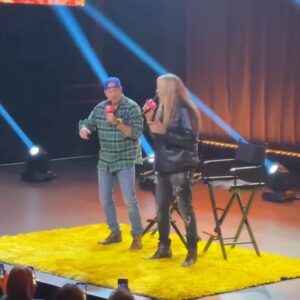 Scott Patterson Instagram - What a fun night we had at the @iamallinpodcast LIVE event! Thank you all for coming! Such a pleasure meeting everyone! If you couldn’t make it, you can grab a ticket to watch the worldwide 🌎 stream which becomes available to watch on 1/25! 🎟️ Link 🔗 in bio for tickets! 🎟️ 
🧢 
@wbtourhollywood @iheartpodcast @iheartradio @gilmoregirls @scottgordonpatterson @keikoagena @sebastianbach @vanessamarano @scottypsbigmugcoffee 
・・・
“I Am All In ❄️⭐️☕️!” #Repost @brittneyannerose with @use.repost #scottpatterson #lukedanes #gilmoregirls #lanekim #starshollow #lukesdiner #iamallin #sebastianbach #vanessamarano #sallystruthers #scottypsbigmugcoffee #ismellsnow #babetteateoatmeal