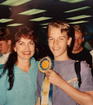 Scott Porter Instagram - Mom…thanks for sticking with me through all the phases of my life…including the Zach Morris phase.

Momma, you raised me on your own for years, working two jobs, keeping the two of us safe, and fed, and LOVED. You are a part of every decision I make as I remember the lessons you taught me when I was younger every day as an adult, a father, a friend. I’m so honored to be your son!!!! 

You always supported my dreams, even though I have but a sliver of your talent and heart, and you’re pretty much still my biggest cheerleader. Words can not express the gratitude I have for our relationship, but I will always let you know how much it means to me! Love you, Mom!! Happy Mother’s Day!!!!