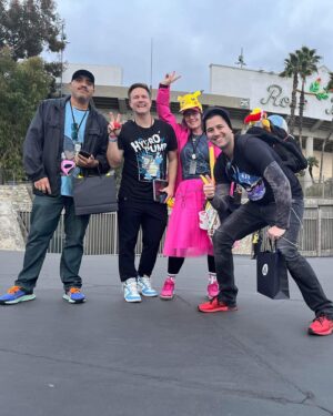 Scott Porter Instagram - The kids and I crashed the Sinnoh Tour last weekend and it was EPIC. So fun to take them to their first in-person event. Brought all our best Sinnoh plushies (and some other ‘mons hitched a ride). Explored all the biomes like the Bubbling Mire. Got a pic with Clover’s all-time fave, Cyndaquil. Caught one of McCoy’s favorite legendaries, Palkia. Partied up with old friends and met some really cool new ones. And, of course, caught all the Pokémon we could (including a SHUNDO Chattot!!!) 

Huge thanks to Niantic for having us out! We had the best time.

Can’t wait to see what’s in store for the global #PokemonGoTour event this weekend! Good luck to all the trainers out there! And of course…Let’s Go!!!

@nianticlabs @pokemongoapp @pokemon