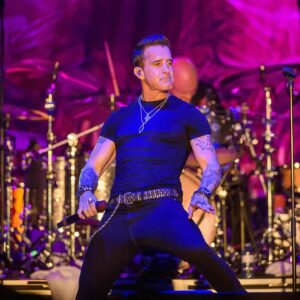 Scott Stapp Instagram - Thank you @bluewaterborderfest Last night was HOT🔥 @ontariosbluecoast @cityofsarnia #livemusic #rock #music #energy #love #summerkickoff #letsgo #higherpower 
📷 @metcalfephoto @mintypicsflint