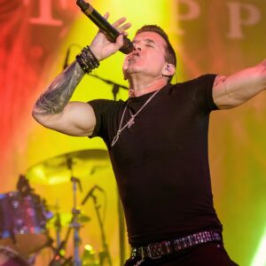 Scott Stapp Instagram - Thank you @bluewaterborderfest Last night was HOT🔥 @ontariosbluecoast @cityofsarnia #livemusic #rock #music #energy #love #summerkickoff #letsgo #higherpower 
📷 @metcalfephoto @mintypicsflint
