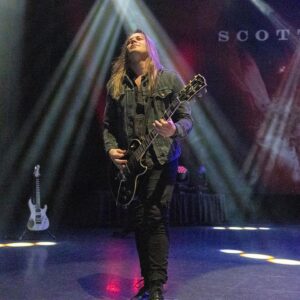 Scott Stapp Instagram - @beaurivage_official It was a spiritual experience🙏🏻 Energy was⚡️#biloximississippi #higherpower #rockandroll #live #music #energy #spirit #fire #newmusic 
📷 @charles_dye_photography