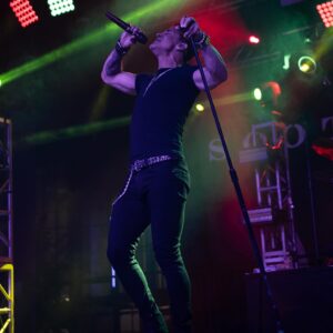 Scott Stapp Instagram - @centennialparkmidland @bootcampaign 🔥 last night in support of our veterans and their families🇺🇸 HONORED to be apart of your mission🫡 #higherpower #rocknroll #livemusic #veterans #militaryfamilies @usarmy @usnavy @usairforce @usmarinecorps @spaceforcedod @uscg 
📷 @kinseylimpfy @kgs.foto
