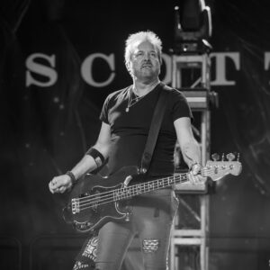 Scott Stapp Instagram - @centennialparkmidland @bootcampaign 🔥 last night in support of our veterans and their families🇺🇸 HONORED to be apart of your mission🫡 #higherpower #rocknroll #livemusic #veterans #militaryfamilies @usarmy @usnavy @usairforce @usmarinecorps @spaceforcedod @uscg 
📷 @kinseylimpfy @kgs.foto