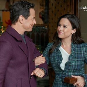 Scott Wolf Instagram - So excited to (re)share this with all of you. I love my forever sister Lacey with all of my heart, and this most special reunion was a dream come true. The first time we’ve worked together since #partyoffive and it was like no time had passed. (Time has passed 😁)I hope you feel all of the love we poured into this one. ❤️❤️ Catch the premiere on November 18th!@hallmarkchannel #countdowntochristmas 

Repost from @thereallacey
•
I’m so excited that I finally get to share this with you! Reuniting with @iamscottwolf for #AMerryScottishChristmas for @hallmarkchannel was a dream come true! Scott is forever family to me and this reunion with him was pure joy. I hope you love the movie on November 18! #countdowntochristmas