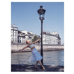 Scottie Thompson Instagram - Ahhhh Paris. 
Day dreaming of thee
And how you danced with me.
•
•
•
Thank you @robin_lgdr for a most magical day capturing me dancing through Paris. Get ready for a whole series that might be my favorite.
#dance #paris #dancember