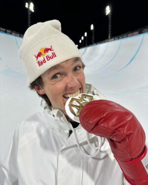 Scotty James Instagram - No Words 🥇💥🥊 @xgames 

#snowboarding #xgames #winter #aspen