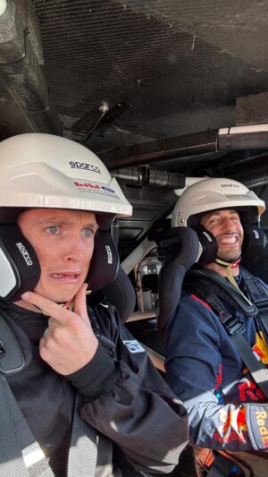 Scotty James Instagram - Lost my neck at turn 1. If you see it, please return to me… @danielricciardo @fordperformance 

#redbull #f1 #racing #FordReturns #RBFPT26