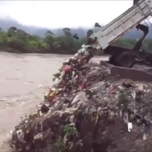 Scytorya Rhodes Instagram - We don’t deserve this planet! 
We don’t deserve this planet!
We don’t deserve this planet!
We don’t deserve this planet! 
This was hard to watch. 😞 🥀We have to do better and get right with nature you guys. 🌍
-
-
-
#climatechange #planetearth #nature