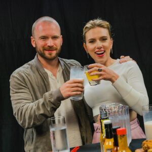Sean Evans Instagram - HOT ONES X SCARLETT #S8Finale 🔥 COMING THIS THURSDAY 🔥