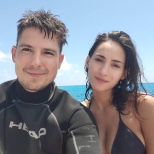 Sean Faris Instagram - Good times with great friends and my ride or die by my side. May this dream never end!
#LifeIsAGift #LiveYourBestLife #Love💜