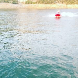 Sean Flynn Instagram - Just a little splish splash 💧🍻