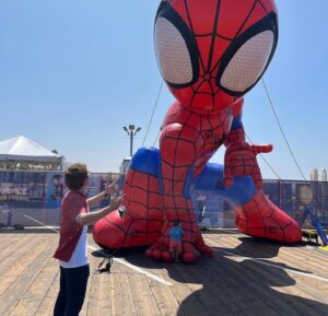 Sean Giambrone Instagram - Fun day celebrating Season 2 of #spideyandhisamazingfriends Great event today on the Santa Monica Pier. @disneychannel @disneyjunior 
@johnstamos @benjaminvalic @lilysanfelippo @jakarifraser @mayatuttle I play Ant-man in the series