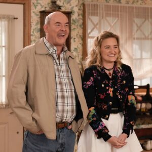 Sean Giambrone Instagram - NEW WEDNESDAY! A blast from Barry’s romantic past is coming back... Lainey! But what problems does that bring? Also, after a month of seeing one another, Adam & Carmen discuss their "adult" relationship. @thegoldbergsabc 
 8:30/7:30c on @abcnetwork 
Streaming on @hulu #thegoldbergs