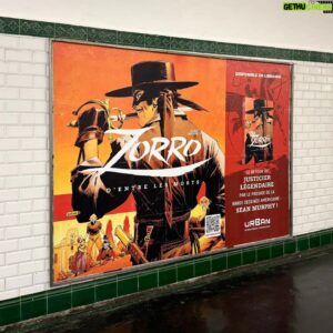 Sean Gordon Murphy Instagram - So Zorro is doing very well in France, thanks to the publisher working very hard to advertise. I've lived in NY, Boston and LA and have never seen comics advertised in the subway!!! @urbancomics