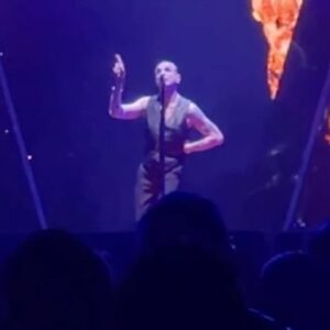 Sean Hayes Instagram - And just like that, I’m 19 years old again.  One of the best bands in the world.  Thank you Dave Gahan and Martin Gore for an incredible show. You guys sounded amazing last night!  And I love the new tunes, too. #DepecheMode #DaveGahan #MartinGore
