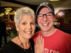 Sean Hayes Instagram - There has been a plethora of beautiful faces who have popped backstage to say “hello” here at “Good Night, Oscar”. And our audiences have been off-the-charts amazing. I’m so overwhelmed with gratitude as we roll in to the final 4 weeks of our very special play. ❤️ #GoodNightOscar