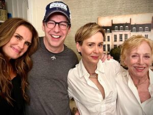 Sean Hayes Instagram - There has been a plethora of beautiful faces who have popped backstage to say “hello” here at “Good Night, Oscar”. And our audiences have been off-the-charts amazing. I’m so overwhelmed with gratitude as we roll in to the final 4 weeks of our very special play. ❤️ #GoodNightOscar