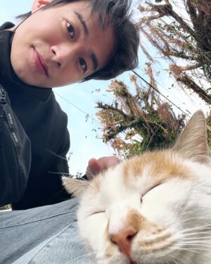 Sean Lin Instagram - 被心臟爆擊的一天
早就想來猴硐貓村來看看了
果然很滿足
被療癒了一整個下午

#猴硐貓村