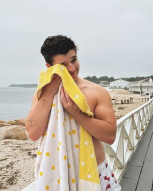Sean O'Donnell Instagram - Making the most of a rain filled 4th of July weekend, hope you all had a good one!
