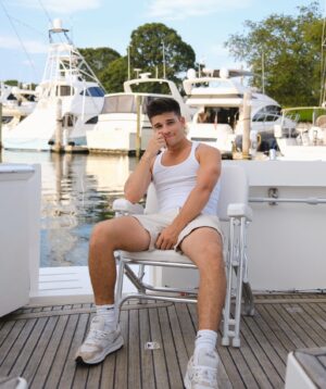 Sean O'Donnell Instagram - Sun 🤝 boats 🤝 short shorts

.
.
.

 #mensfashion #streetwear #aldcommunity #aimeleondore #menswear #style #gqmens #mensclothing #ootd #streetstyle #grwm #fashion #gymoutfit #gymshark #asrv #hanes #grandbanks #newbalance
