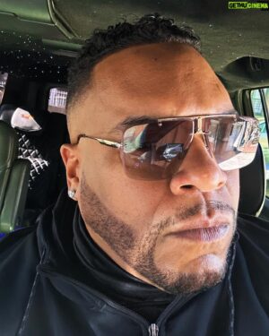 Sean Ringgold Instagram - Mega Focused , exciting things ahead . So grateful for this journey God has placed me on. Wishing everyone a successful and productive weekend. Sending you all love and light.