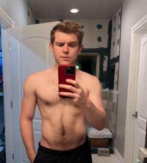 Sean Ryan Fox Instagram - I woke up with my hair like this and I’ll never be able to recreate it lol 🤷🏼‍♂️
