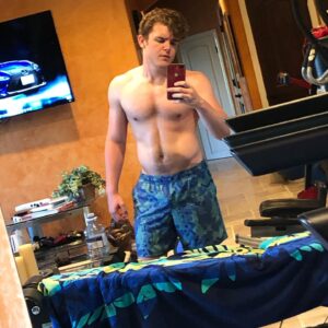 Sean Ryan Fox Instagram - Work in progress... #fatthorcosplay #workout
