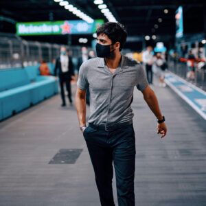 Sean Teale Instagram - A great day thanks to @boss having us at the @fiaformulae in London. And thank you for providing me with clothes far more refined than my hair is allowed to be #boss #fiaformulae
