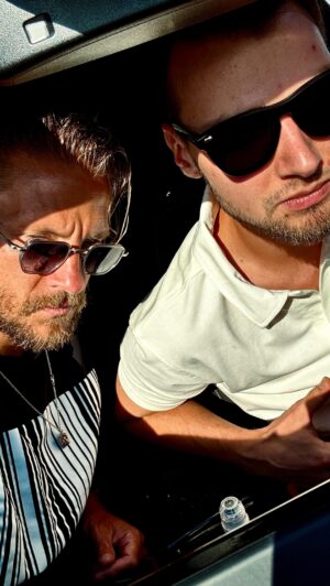 Sebastian Fabijański Instagram - @ramzesstudio feat. Ja „Domino” #koncertsamochodowy enjoy!