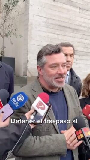Sebastián Sichel Instagram - No queremos que nuestros estudiantes, apoderados y comunidad vivan en la incertidumbre producto de un experimento que expone la calidad de la educación en Ñuñoa y los futuros municipios de @marcelacubillossigall @jaimebellolio y @felipealessandri
