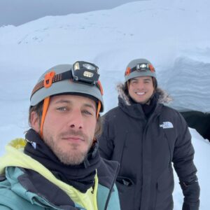 Sebastián Zurita Instagram - Un poquitito de este viaje increíble que estamos haciendo. Viviendo una experiencia nueva e increíble. No saben q belleza de lugar.