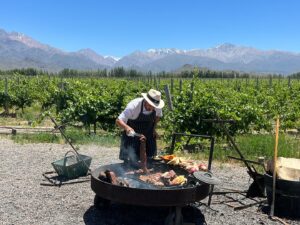 Sebastián Zurita Instagram - Un poco de vacación, un poco de trabajo, un poco de comida, un tanto de vino y un mucho de vida.