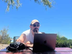 Sebastián Zurita Instagram - Un poco de vacación, un poco de trabajo, un poco de comida, un tanto de vino y un mucho de vida.